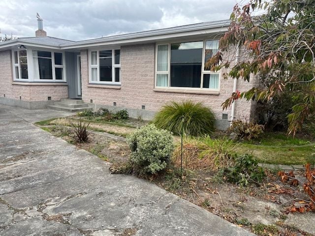 38 Cutts Road, Russley, Christchurch - Carousel 1