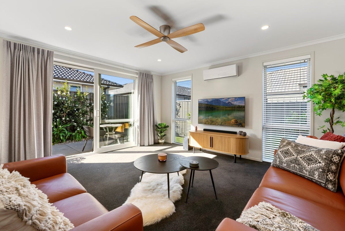 3 Muddle Lane, Pyes Pa, Tauranga - Carousel 2