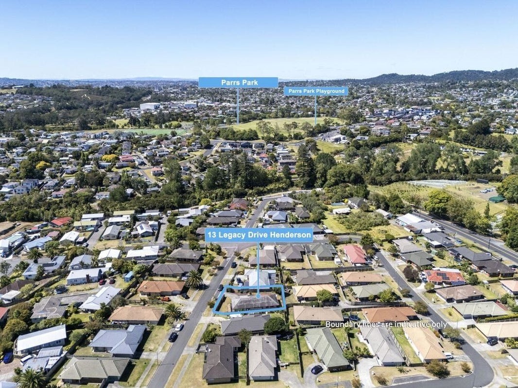 13 Legacy Drive, Henderson, Auckland - Carousel 20