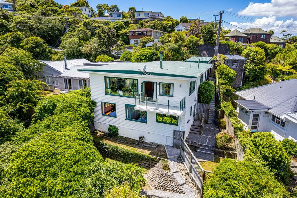 45 Maungaraki Road, Korokoro, Lower Hutt - Carousel 2