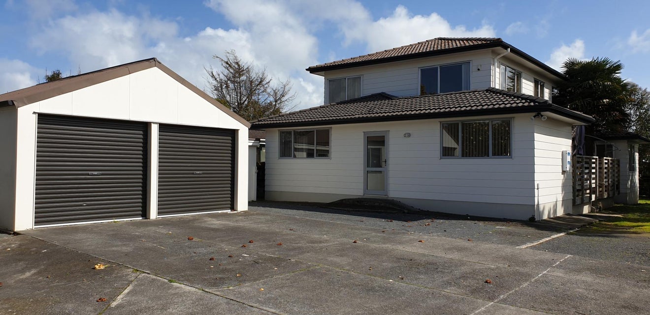 501B Weymouth Road, Weymouth, Auckland - Carousel 1