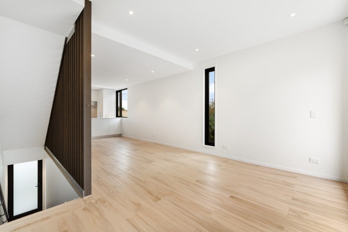 2/7 Arcadia Road, Epsom, Auckland - Carousel 2