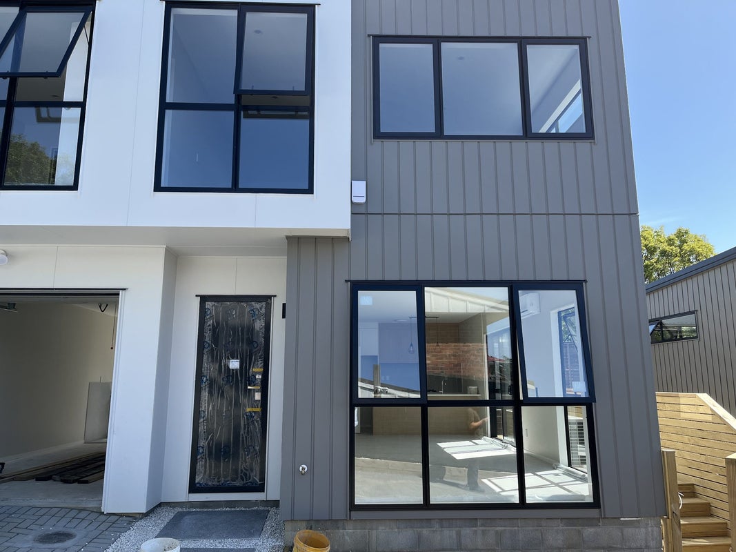 22B Aragon Avenue, Glendowie, Auckland - Carousel 1