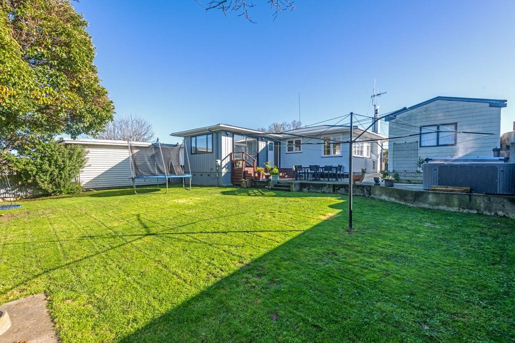 38 Milton Street, Roslyn, Palmerston North - Carousel 2