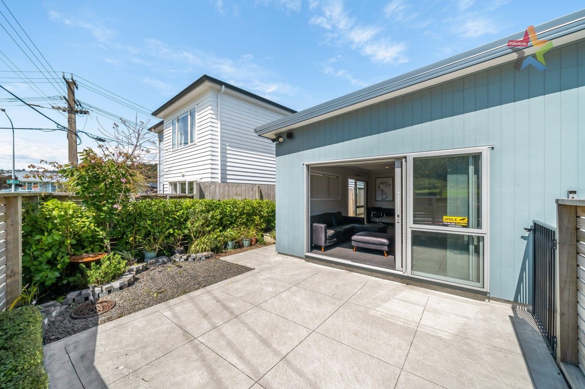 1251 Taita Drive, Taita, Lower Hutt - Carousel 2