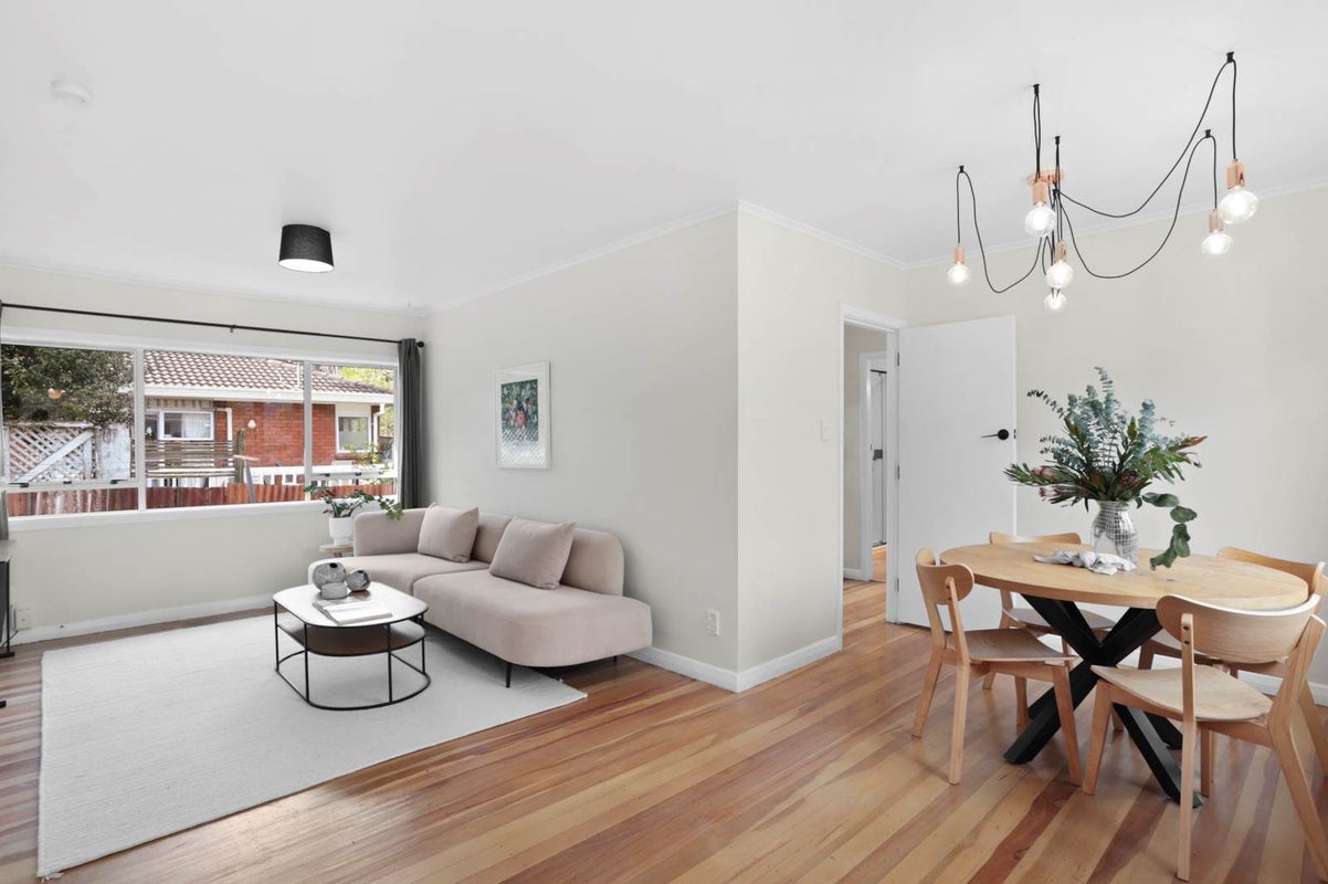 3/237 Edmonton Road, Te Atatu South, Waitakere City, Auckland - Carousel 2