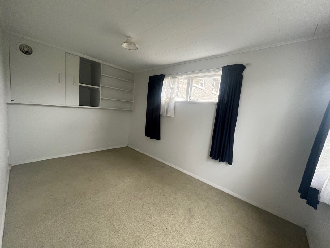 23 Magnolia Grove, Maungaraki, Lower Hutt - Carousel 14