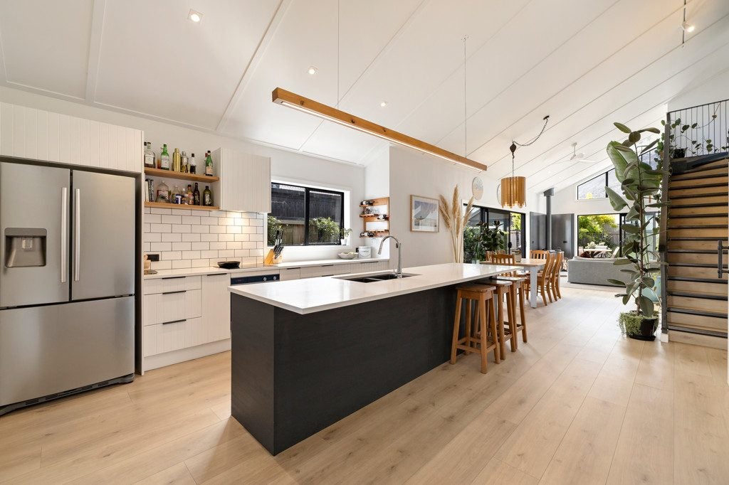 6 Shepherd Road, Jacks Point, Queenstown - Carousel 1