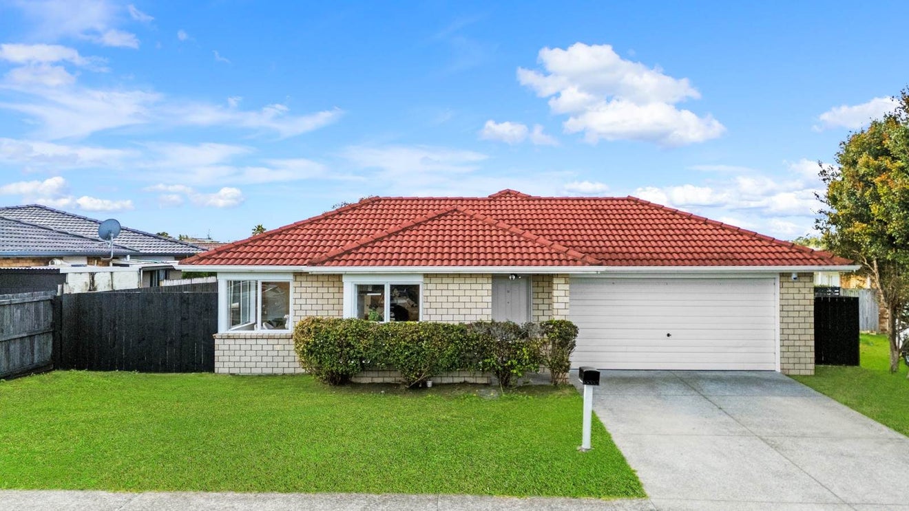 139 Naylors Drive, Mangere, Auckland - Carousel 1