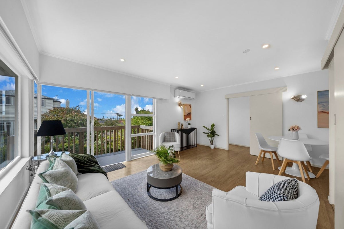 4/38 Old Lake Road, Narrow Neck, Auckland - Carousel 2