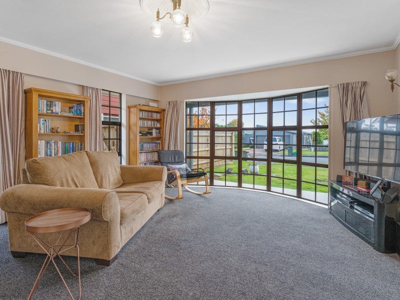 16A Belvedere Avenue, Waikanae, Waikanae - Carousel 2