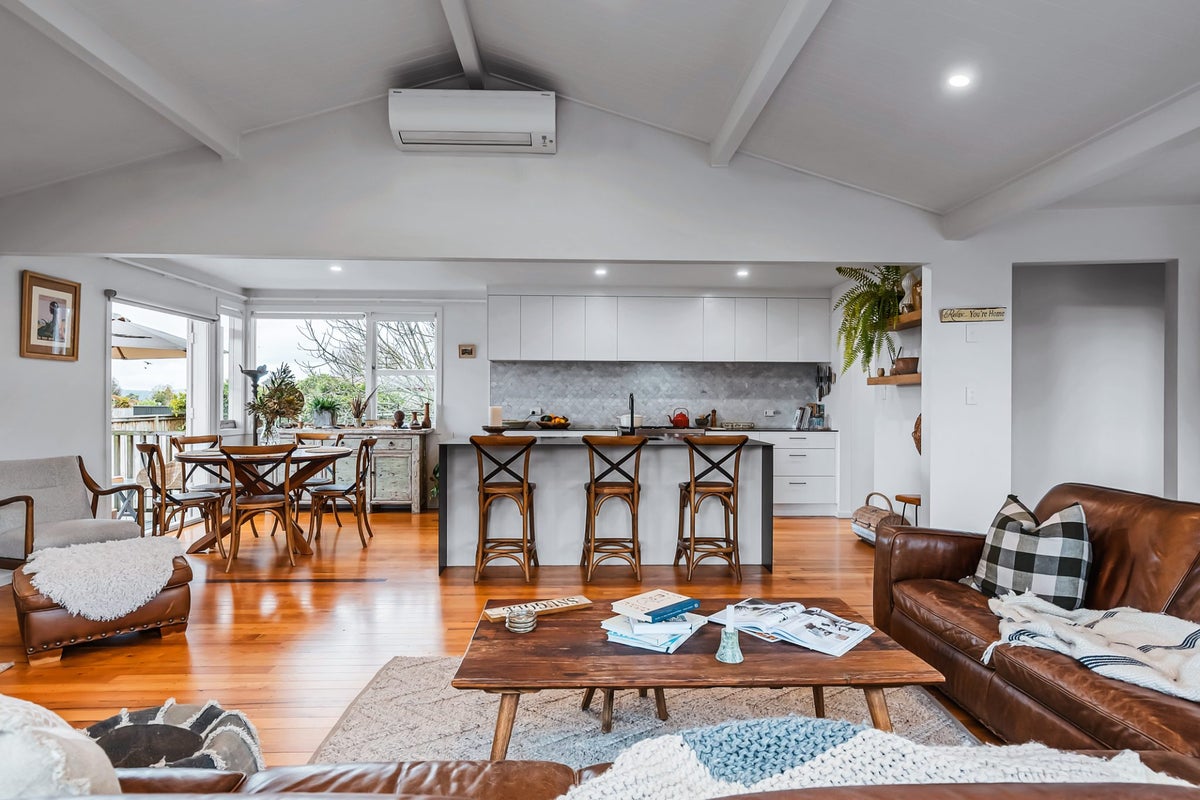 132 Taharepa Road, Tauhara, Taupo - Carousel 2