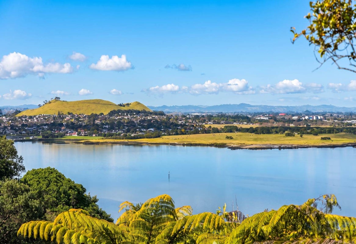 4 Puketutu Rise, Hillsborough, Auckland City, Auckland - Carousel 2