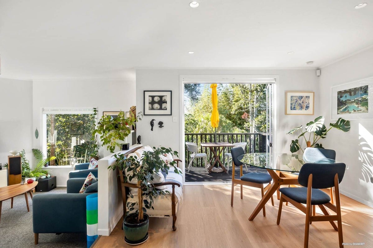 1/7A Woodvale Road, Glen Eden, Auckland - Carousel 2