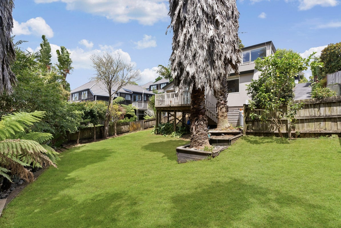 98B Gowing Drive, Meadowbank, Auckland - Carousel 1