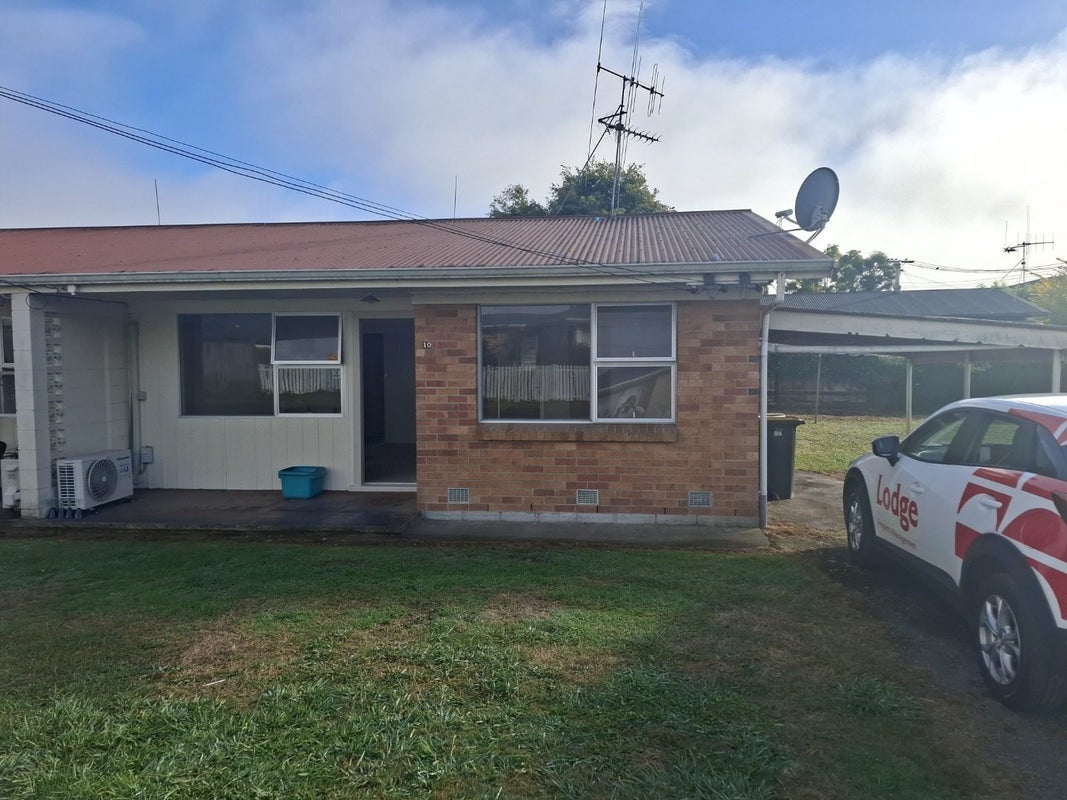 2/10 Unity Lane, Melville, Hamilton - Carousel 1