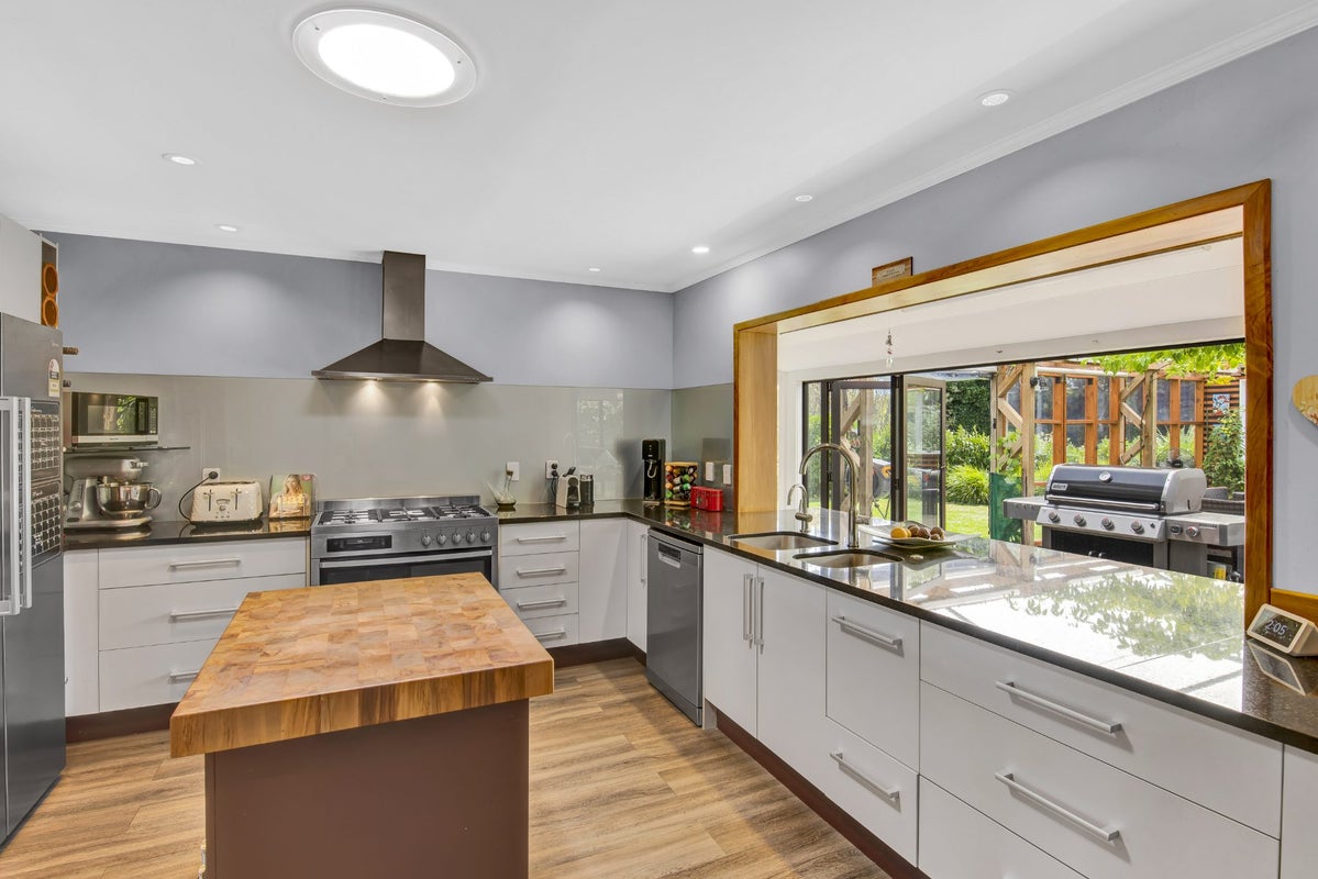 37 Wood Leigh, Paraparaumu Beach, Paraparaumu - Carousel 2