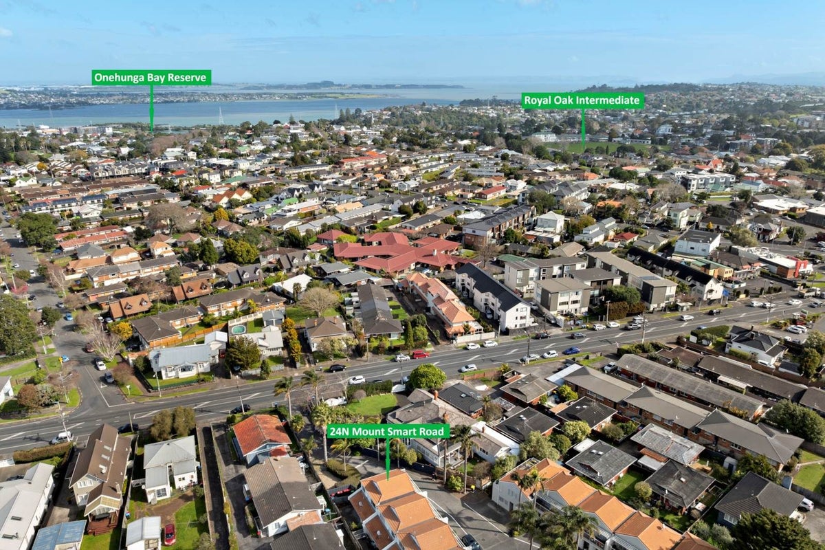 24N Mount Smart Road, Royal Oak, Auckland - Carousel 21