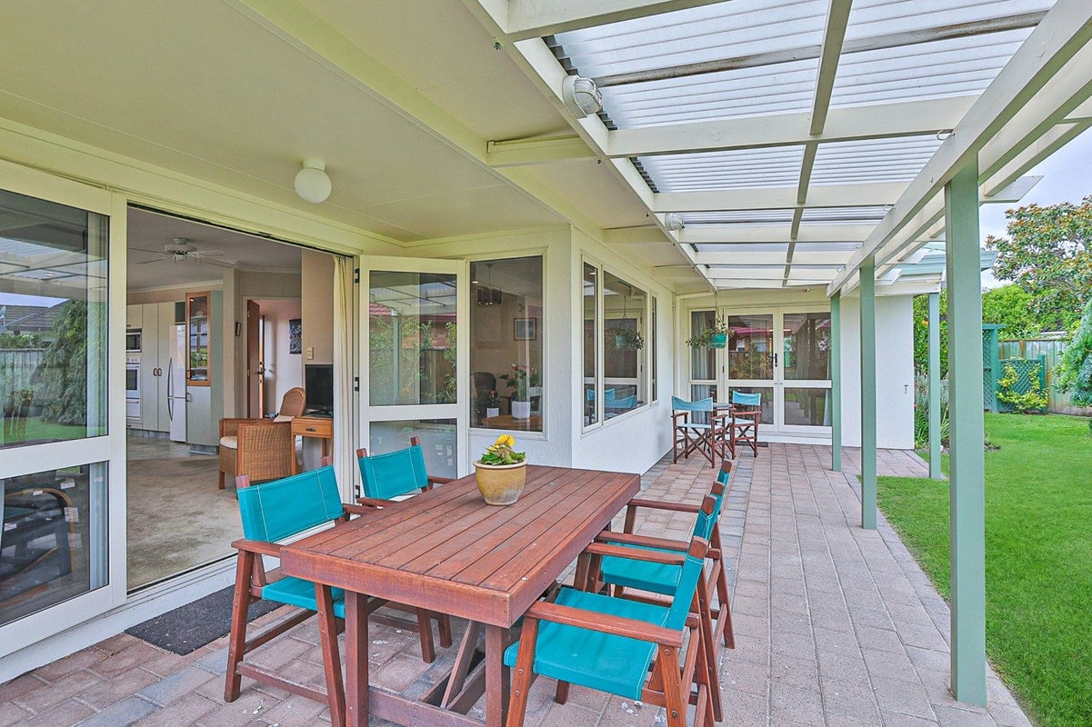 6 Wilton Row, Taradale, Napier, Hawke's Bay - Carousel 2