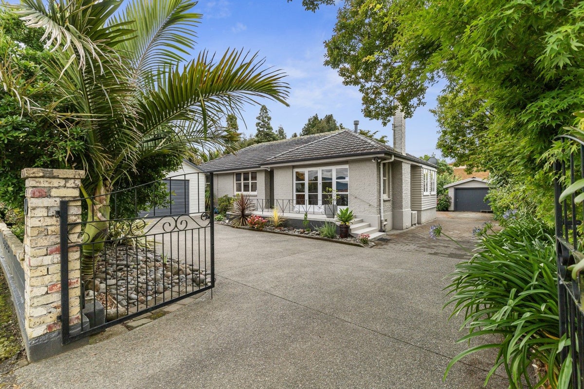 19 Bailey Avenue, Claudelands, Hamilton - Carousel 1