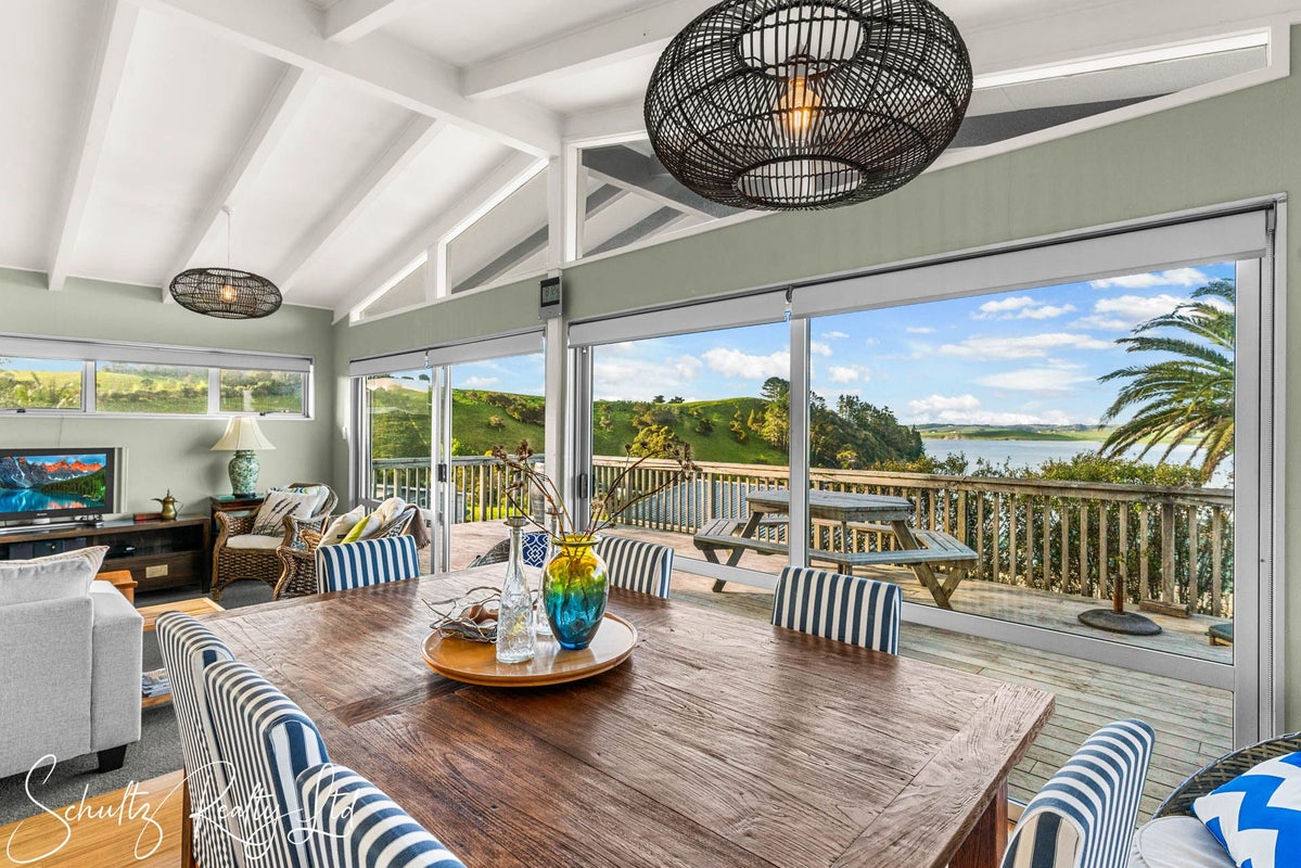 23 Oxford Street, Whakapirau, Whakapirau - Carousel 1