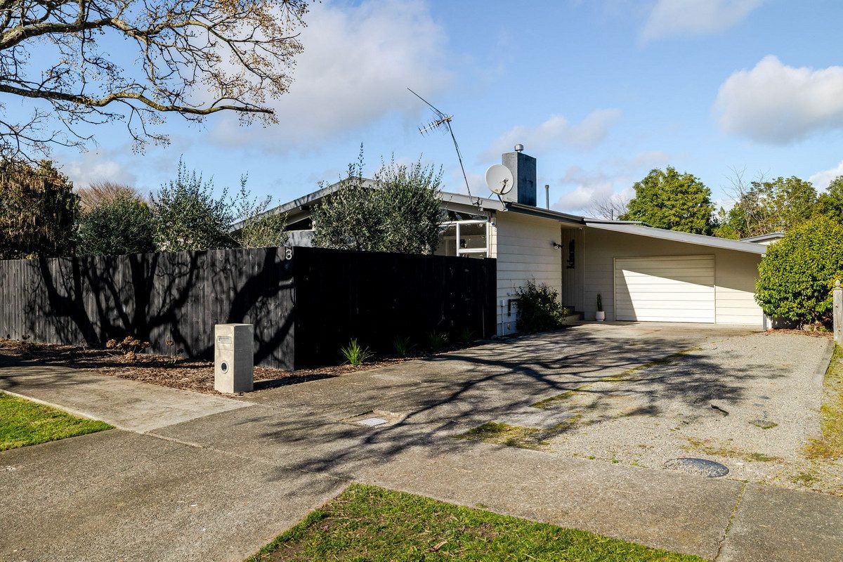 3 Spilman Place, Awapuni, Palmerston North - Carousel 1