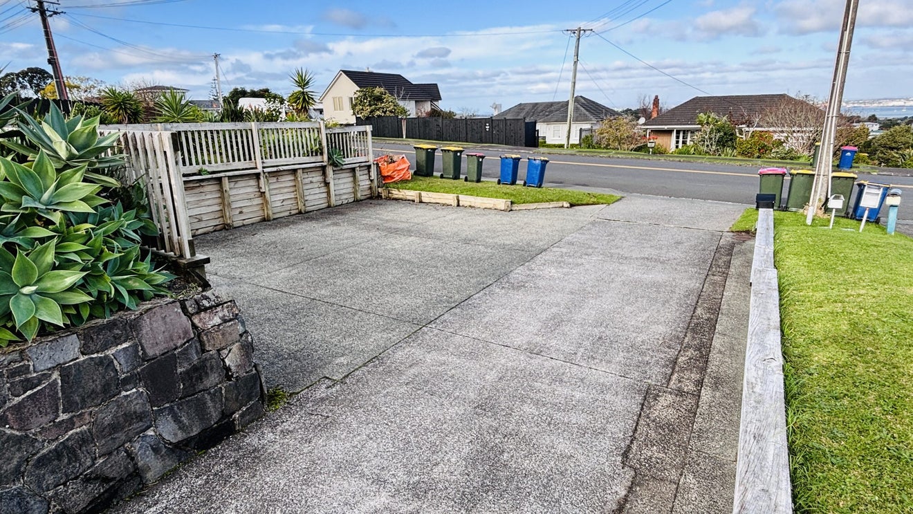 95 Ocean View Road, Hillcrest, Auckland - Carousel 17
