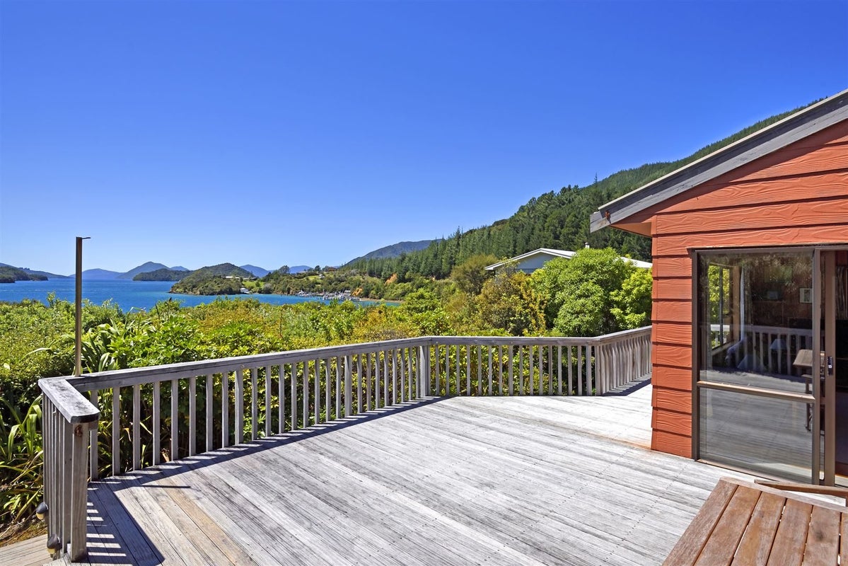 188 Elaine Bay Road, Elaine Bay, Marlborough Sounds - Carousel 1