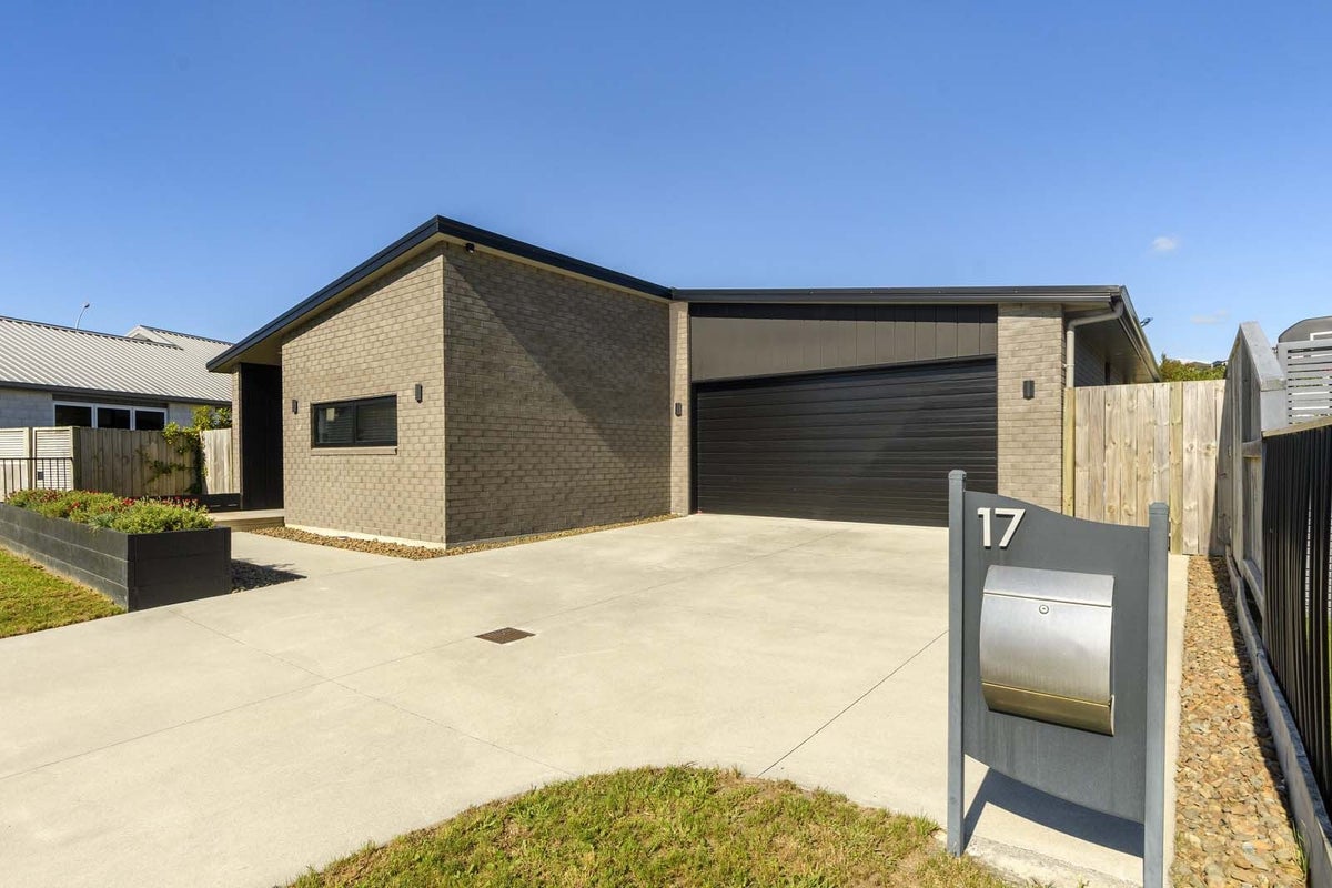 17 Awataha Crescent, Pyes Pa, Tauranga - Carousel 17