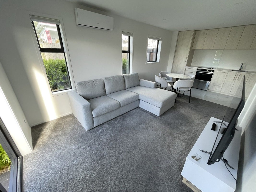 1/5 Macky Street, Taita, Lower Hutt - Carousel 2