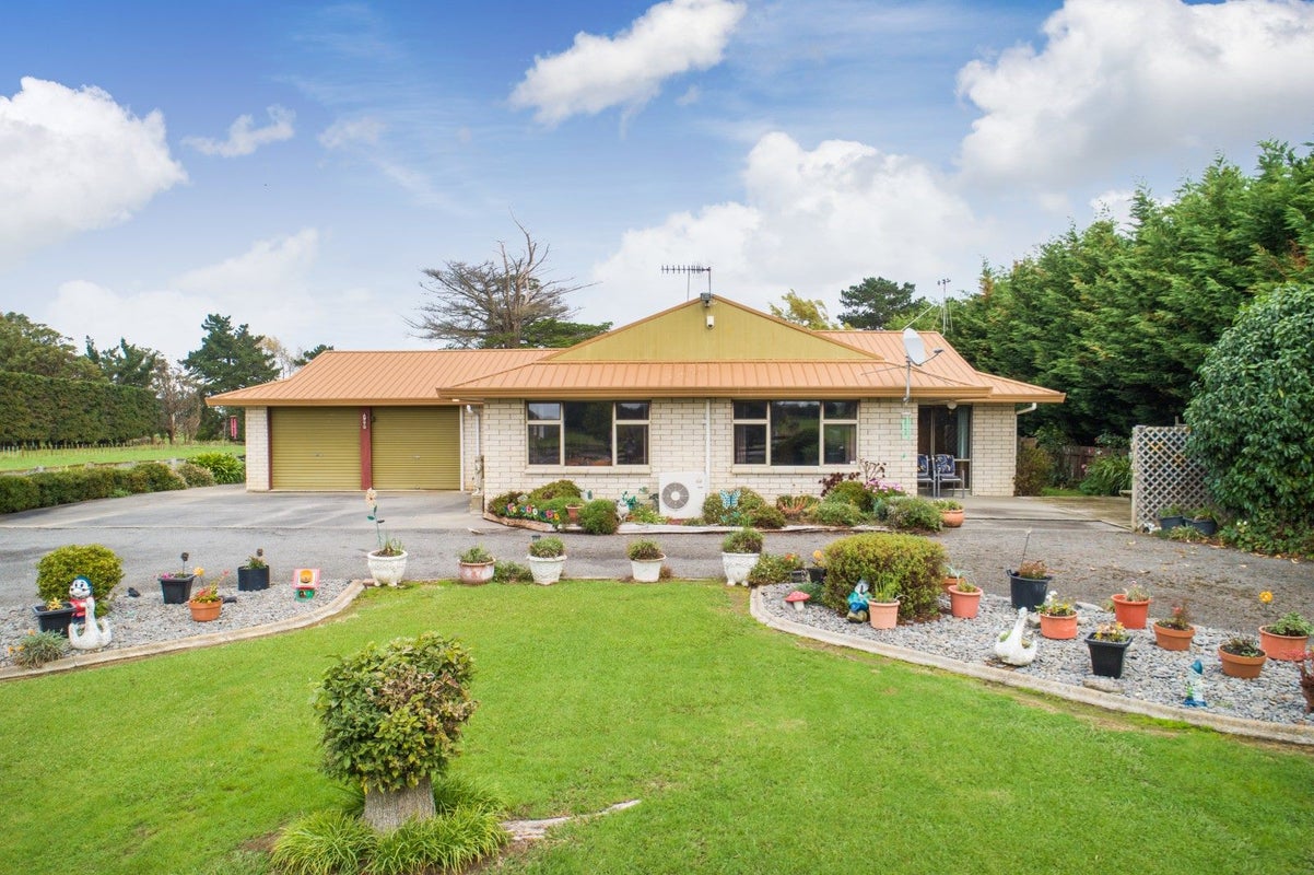 418 Rongotea Road, Rongotea, Palmerston North - Carousel 2