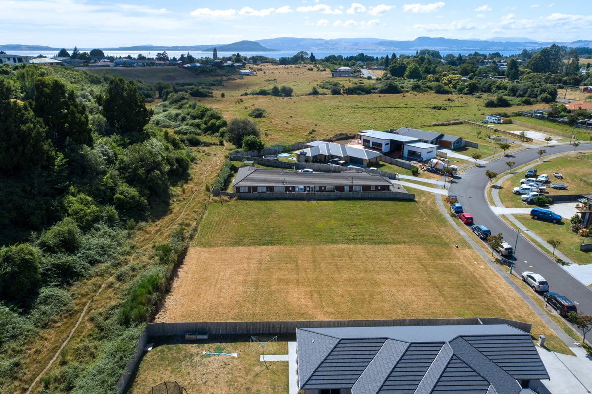 23 Oakland Place, Ngongotaha, Rotorua - Carousel 2
