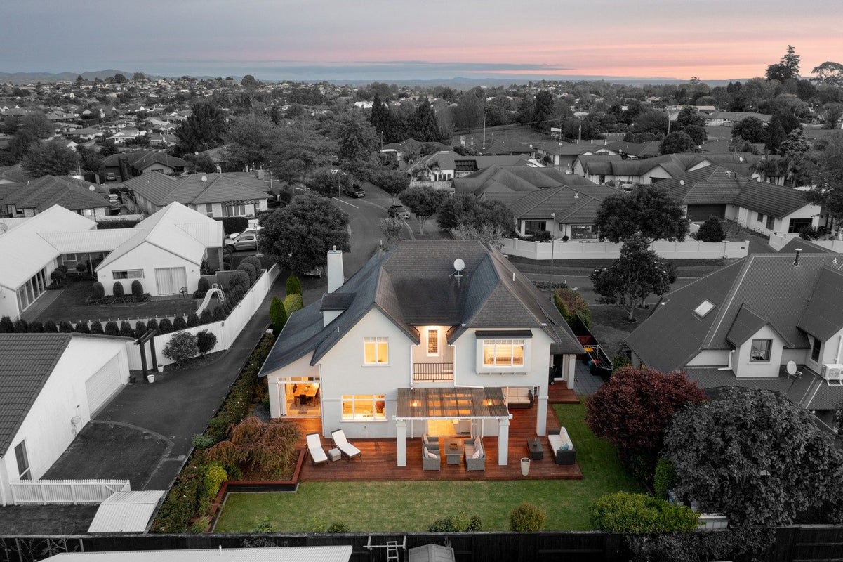 18 Hansard Place, Bethlehem, Tauranga - Carousel 1