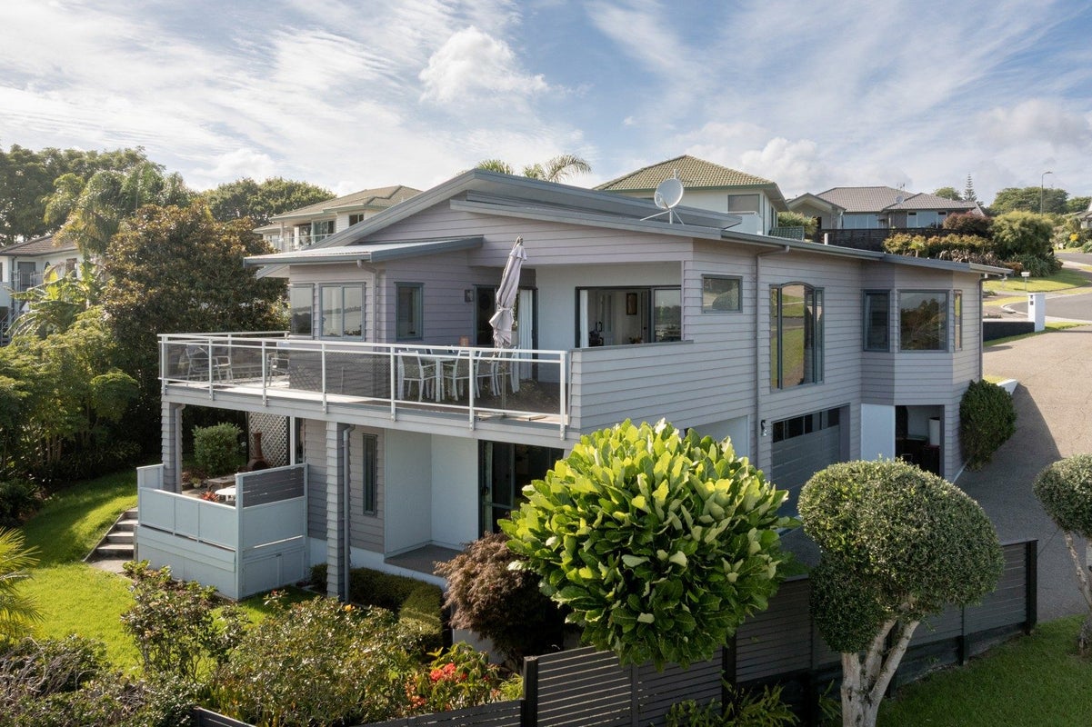 36 Downing Place, Welcome Bay, Tauranga - Carousel 2