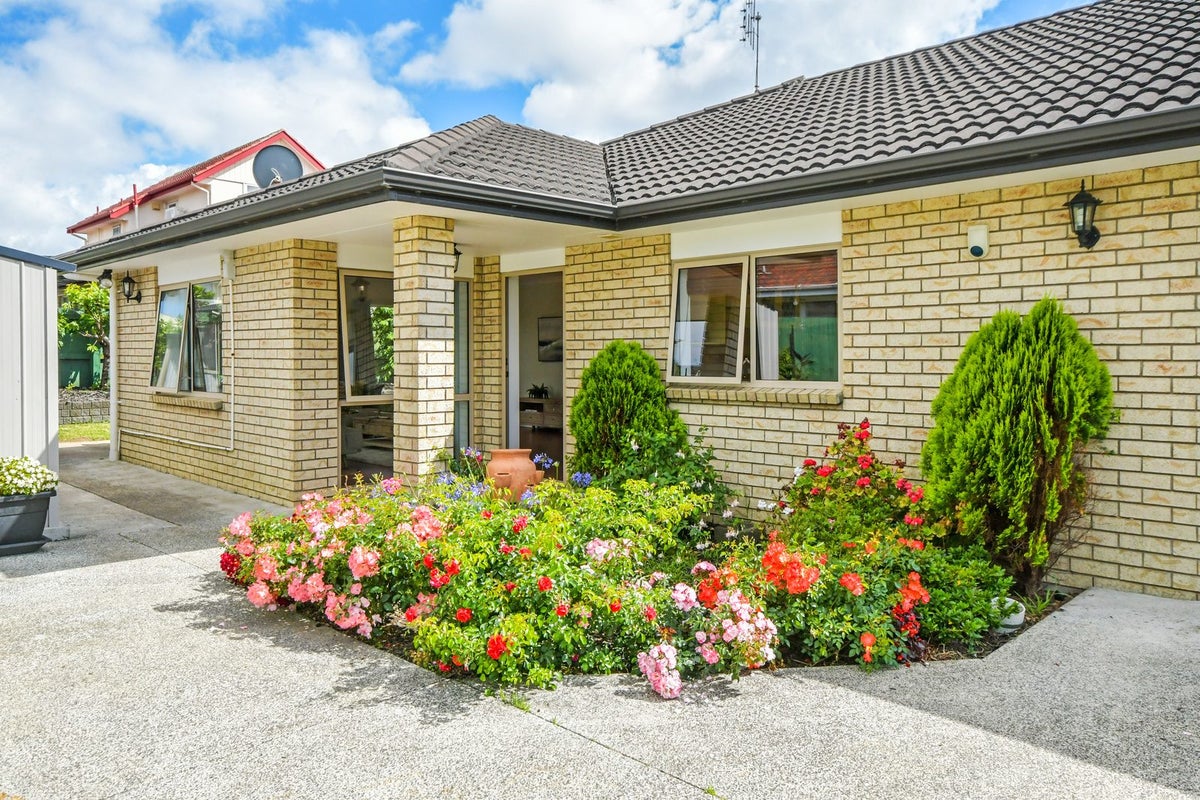 220A Shirley Road, Papatoetoe, Auckland - Carousel 2