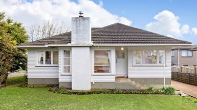 6 Batkin Road, New Windsor, Auckland - Carousel 1