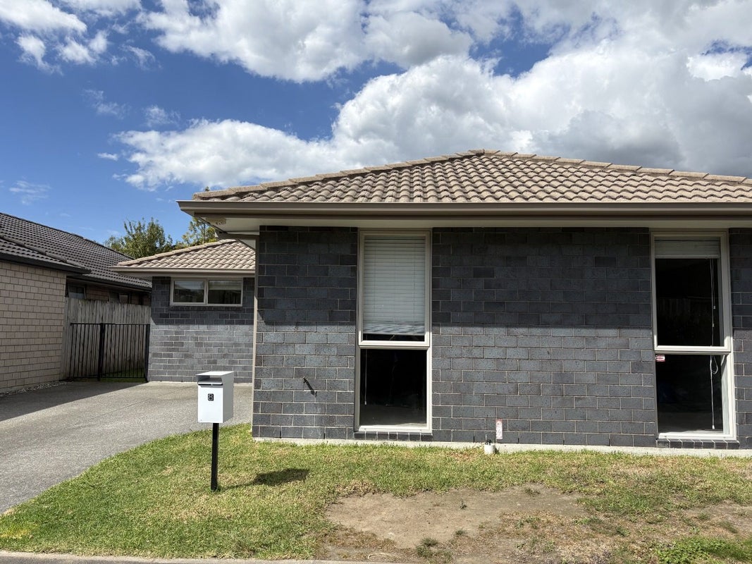 8 Rire Hau Lane, Pyes Pa, Tauranga - Carousel 1