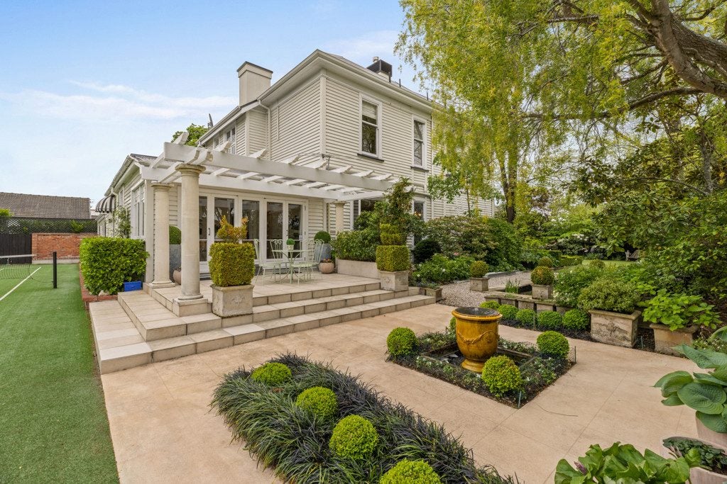 40 Mansfield Avenue, St Albans, Christchurch - Carousel 2