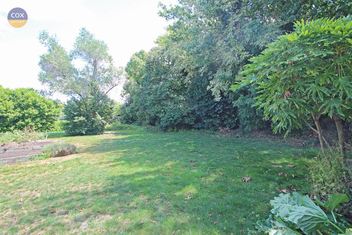 513A Nottingley RD, Frimley, Hastings - Carousel 1