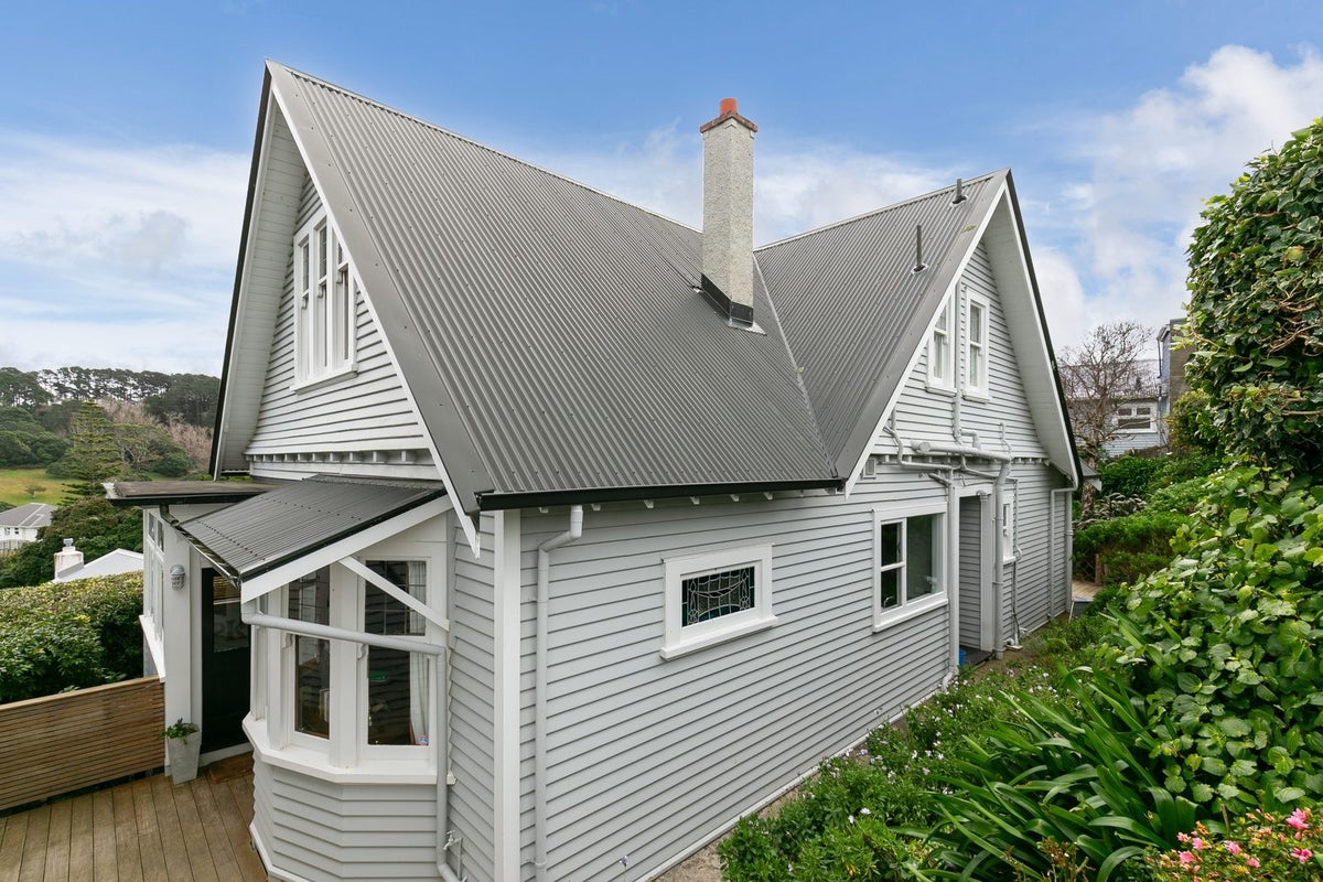 118 Overtoun Terrace, Hataitai, Wellington - Carousel 2