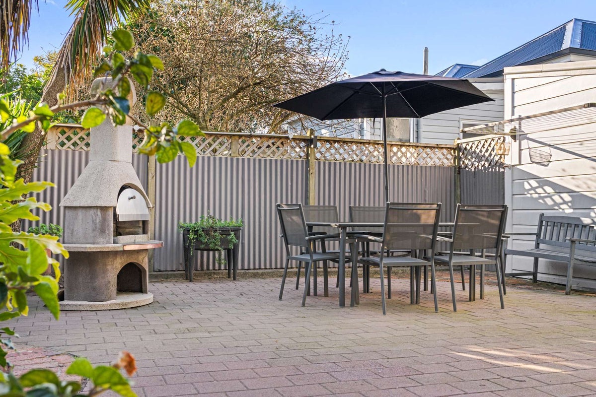 436 Aberdeen Road, Gisborne, Gisborne - Carousel 2