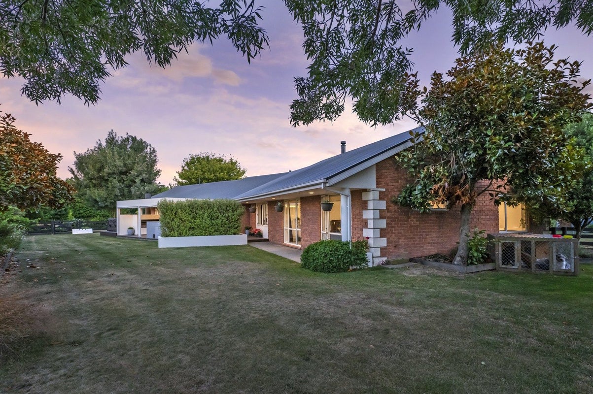 209 Curraghs Road, Christchurch - Carousel 2