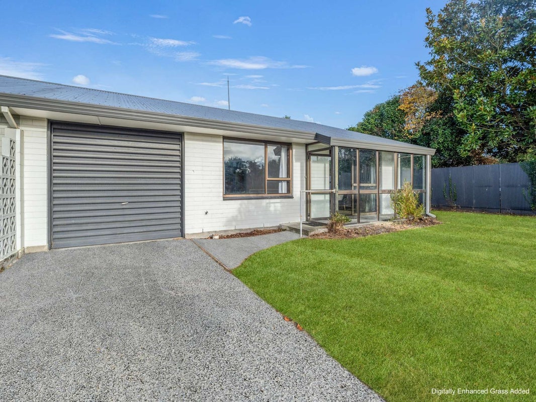 38 Oakhampton Street, Hornby, Christchurch - Carousel 2