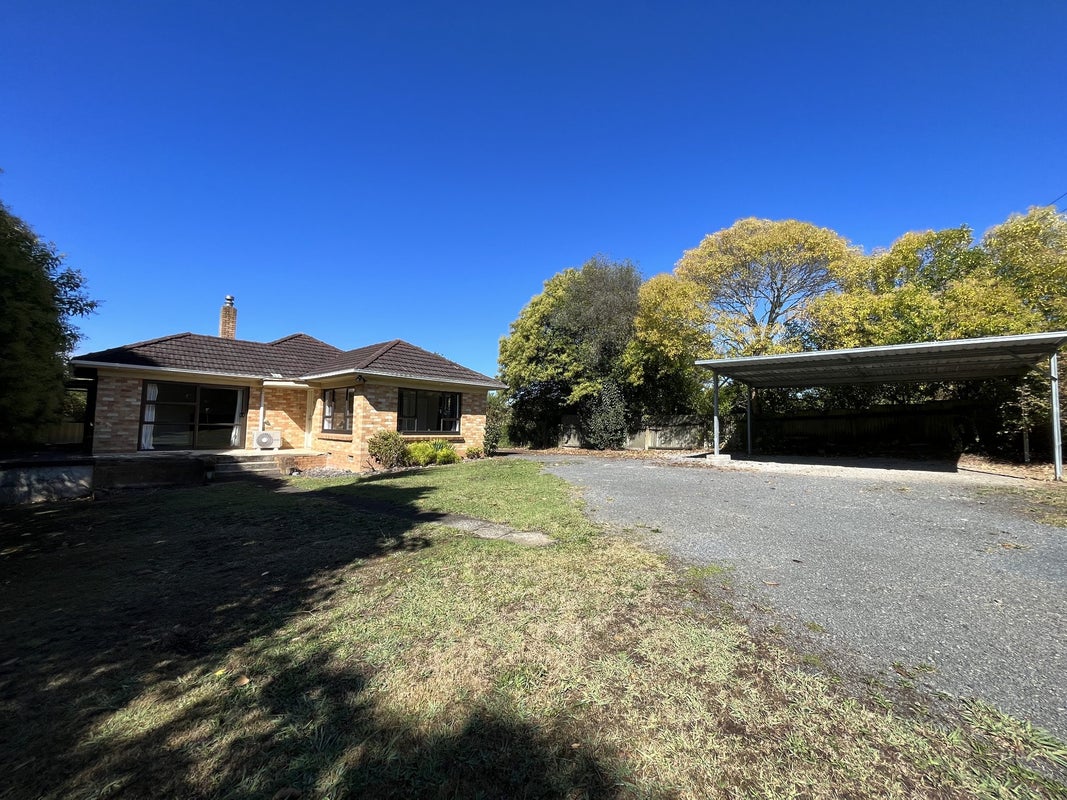 200 Karaka Road, Karaka, Papakura - Carousel 2