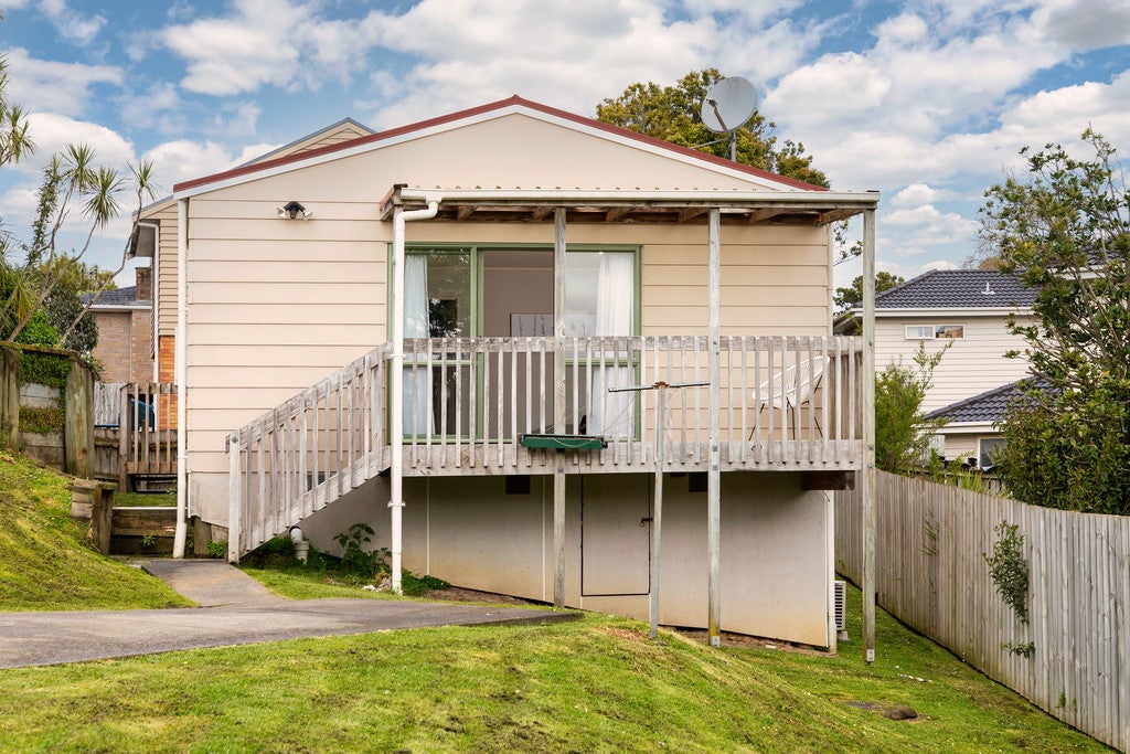 1/12 Kelkirk Street, Kelston, Auckland - Carousel 2