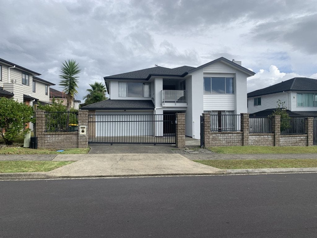 69 Killybegs Drive, Pinehill, Auckland - Carousel 2