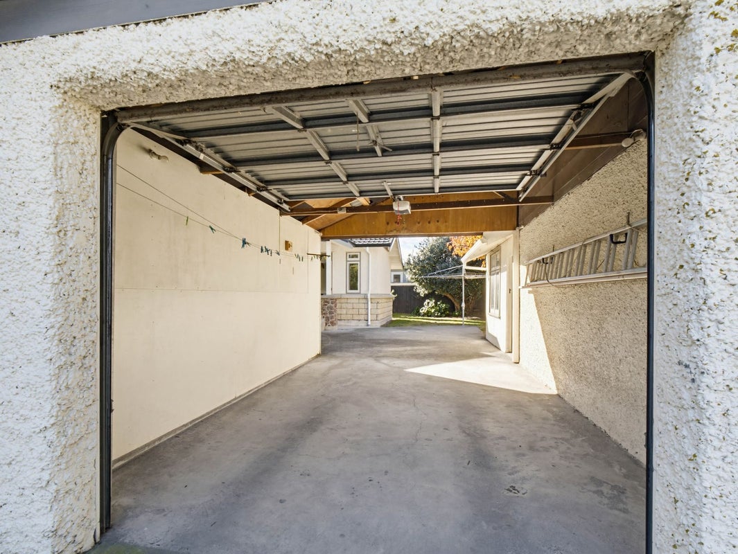 3 Alan Street, Palmerston North, Palmerston North - Carousel 38