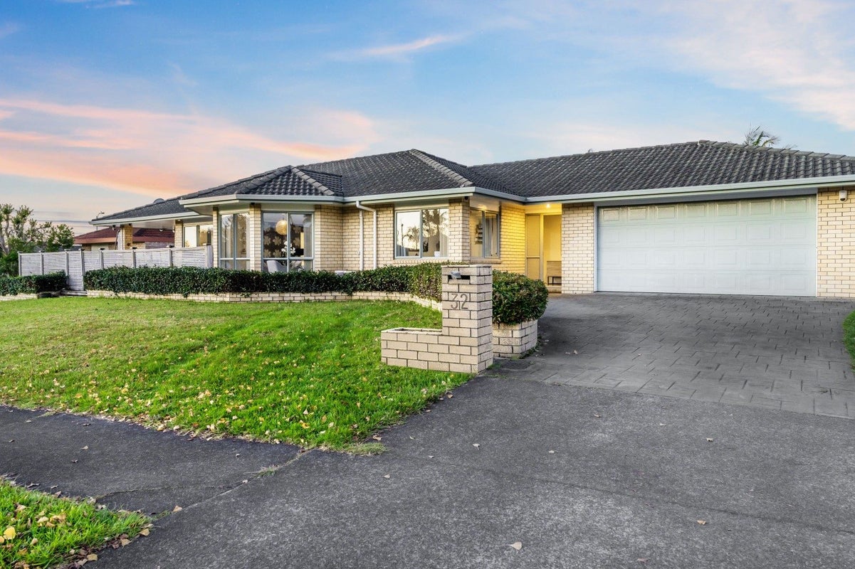 32 Starlight Cove, Hobsonville, Auckland - Carousel 1