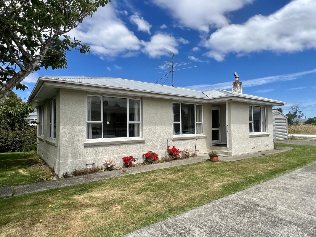 52 Paterson Street, Grasmere, Invercargill - Carousel 1