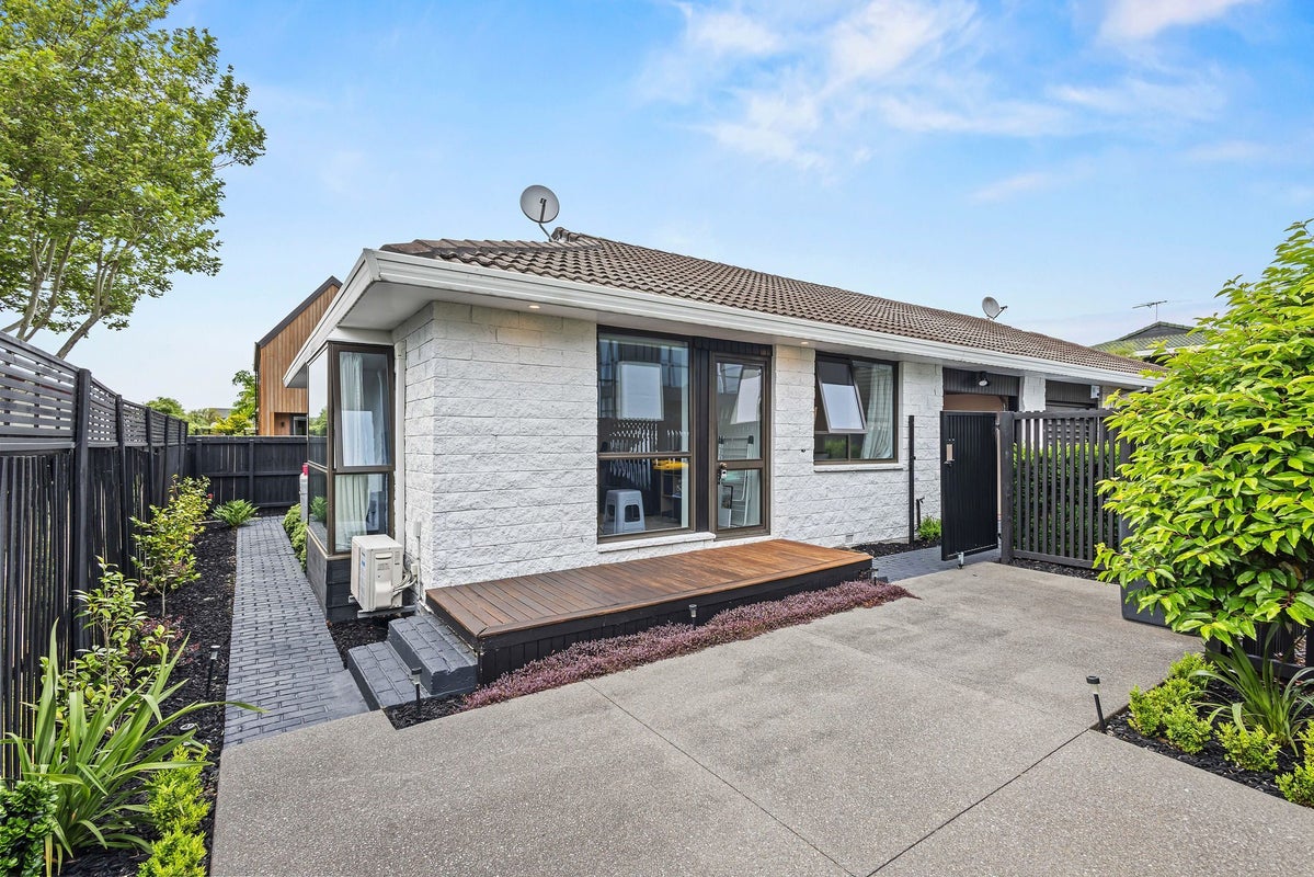 2/60A Somme Street, St Albans, Christchurch - Carousel 1